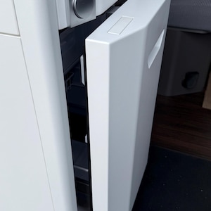 Refrigerator spacer VW Grand California – door vent with locking mechanism – mold protection during winter storage, various colors