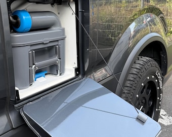 Service hatch bracket for VW Grand California – frame relief – crack protection for outer frame – toilet hatch holder – no drilling required