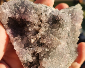 Prachtige zeolietkristallen: spiritueel en fysiek ontgiftend en zuiverend.