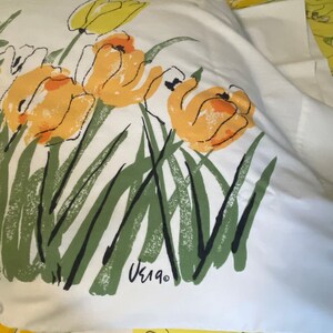 Vintage yellow tulips top full sheet and Vera pillow case, spring linen, upcycle quilt back or sewing yardage image 3