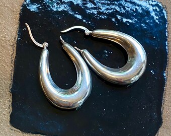 Vintage sterling silver big yet lightweight hoop earrings, intricate etched design, boho, hoop it up. Silver lovers unite!