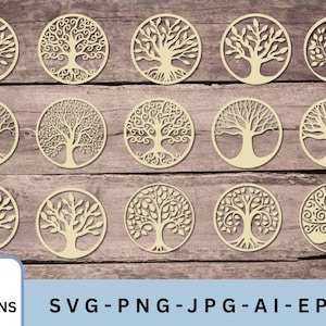Peut inclure: Quinze motifs beige d'arbres de vie dans des cadres circulaires sont présentés sur un fond en bois. Les motifs varient en style, avec des détails complexes. L'image comprend également le texte "15 DESIGNS" et "SVG-PNG-JPG-AI-EPS".