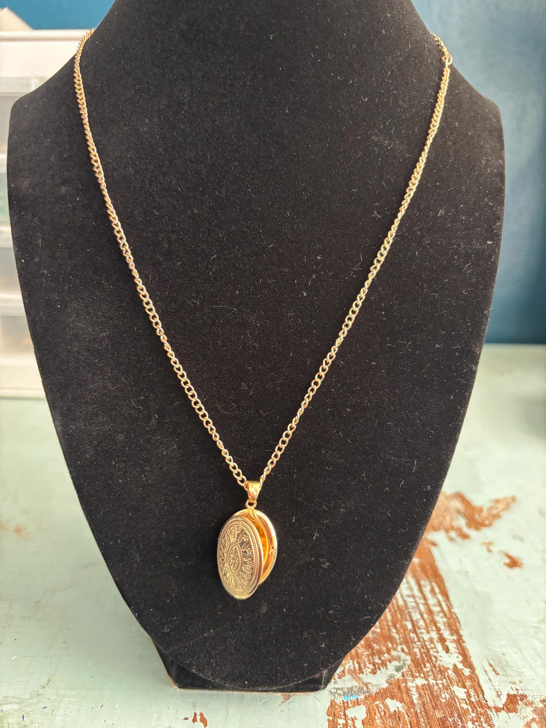 Lockget Locket - Etsy