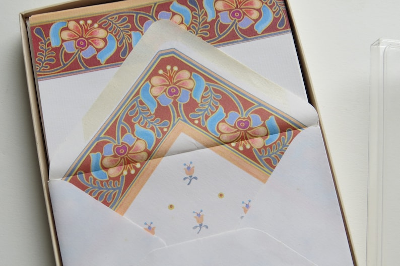 Vintage Amercan Greeting Stationery Box Set Decorated Art Nouveau Cloisonne Looking Print