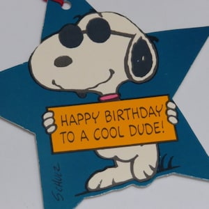 Grande étiquette cadeau vintage Snoopy Star Hallmark inutilisée Joyeux anniversaire Mec cool image 1