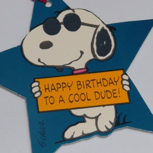 Grande étiquette cadeau vintage Snoopy Star Hallmark inutilisée Joyeux anniversaire Mec cool image 3