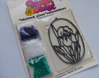 Vintage Makit Bakit 1980's Suncatcher Ornament Kit ~ Spring Iris