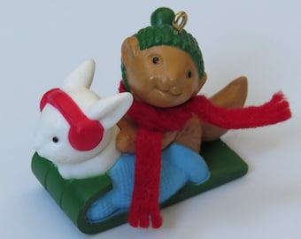 Vintage 1980&#39;s Avon Quality Christmas Ornament ~ Friendship Snow Day Keepsake Squirrel & Rabbit Friends Sledding 80&#39;s Real Red Fabric Scarf