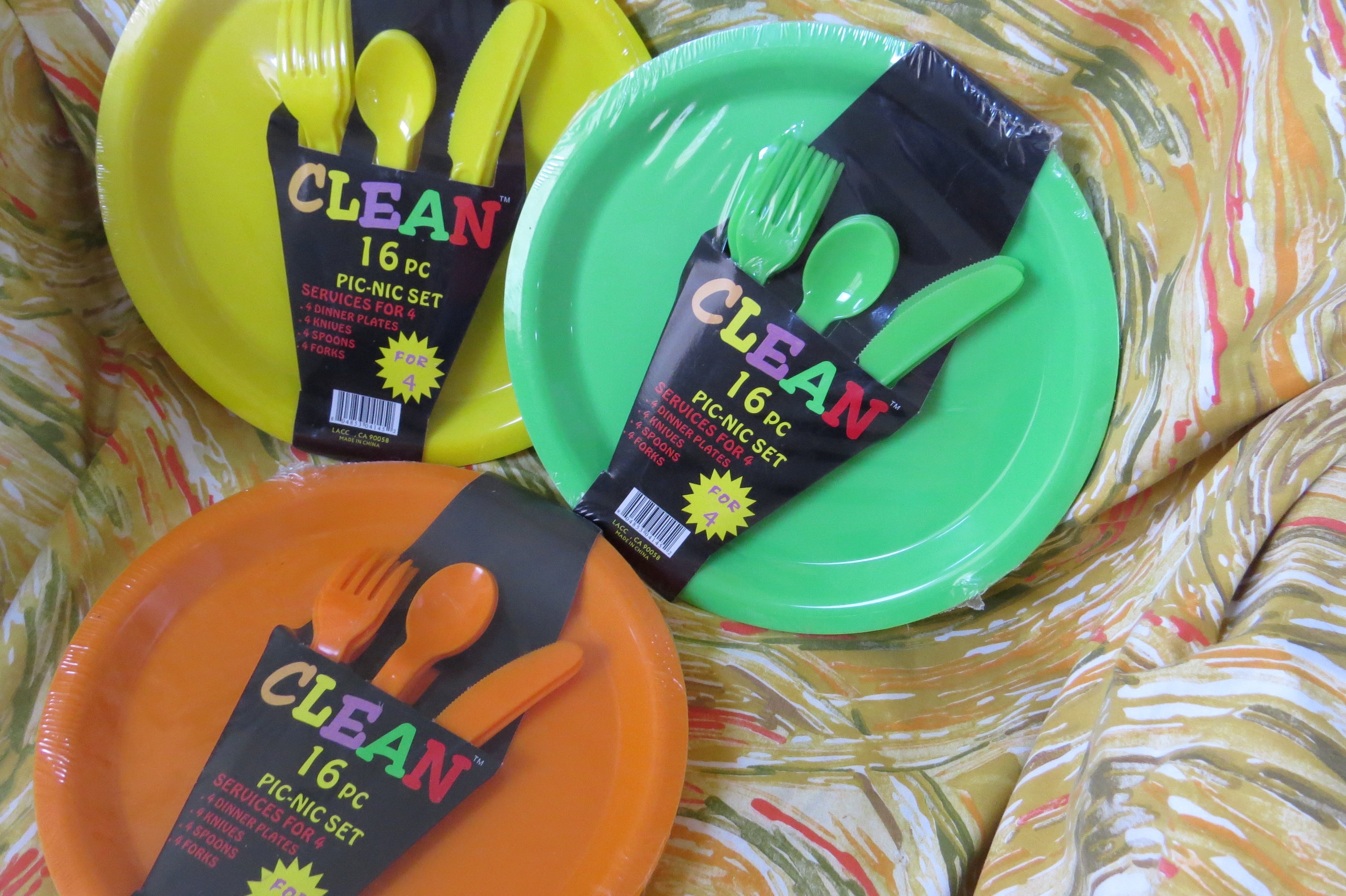 Vintage Picnic Plate & Utensil Sets x3 Summer Glamping 48 Etsy