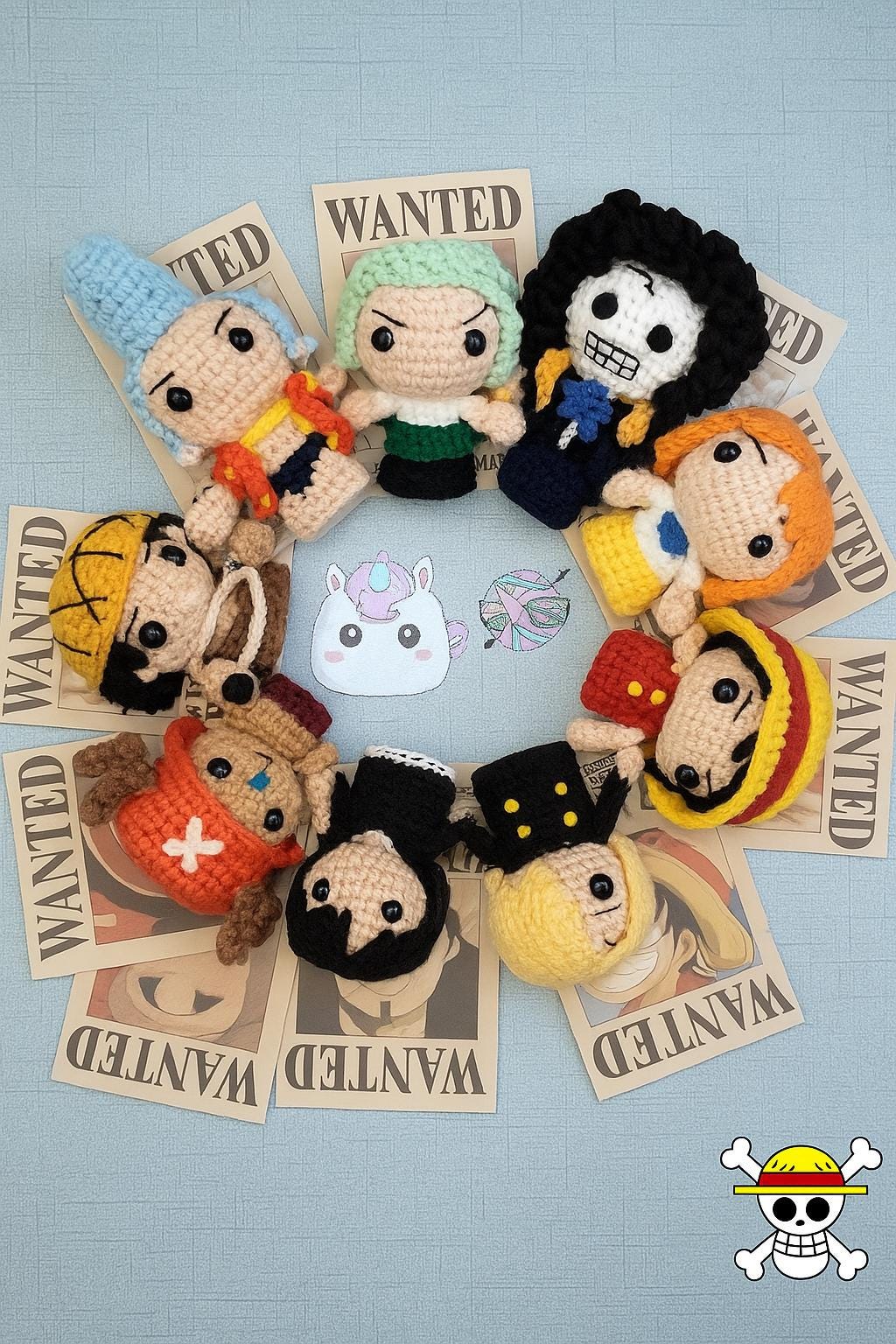 Mini Straw Hat Pirates Amigurumi Crochet Pattern – One Piece PDF EBOOK no Jinbe - English/Portuguese