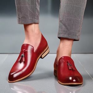 Men&#39;s Handmade Maroon Leather Slip On Loafers Tassel Casual Dress Shoes