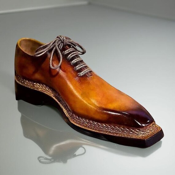 メンズハンドメイドの高品質ブラウンレザーレースアップシューズ 