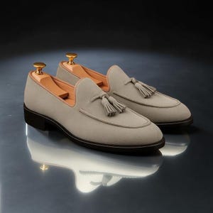 Handcrafted Real Suede Leather Slip On Tassel Loafers Men&#39;s Shoes