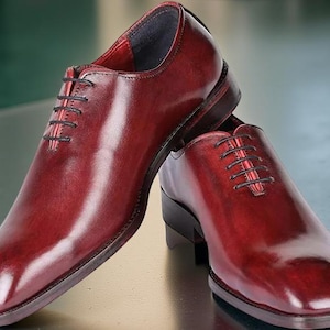 Handcrafted Genuine Wine Red Leather Wholecut Oxford Lace Up Dress Shoes For Men