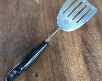 Vintage Ekco Metal Slotted Spatula Plastic Handle 10" Kitchen Utensil USA Made