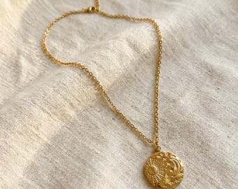 NIGHT & DAY - Vergoldete Kette mit Sonne-Mond-Anhänger – 46 cm + Verlängerung | Symbolschmuck | Geschenk für Frauen | REMIND Collective