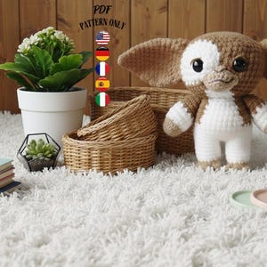 Schema all&#39;uncinetto di Gizmo: Giocattolo Amigurumi Gremlins - PDF italiano, francese, inglese, spagnolo, tedesco
