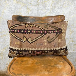 Handmade Boho Kilim Lumbar Pillow, 12x20 Kilim Pillow, Decorative Throw Pillow, Housewarming Gift, Lumbar Throw Pillow, Kilim Cushion Cover