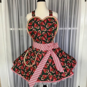 Xmas apron/Women’s Xmas apron/Candy Canes//Xmas/Pinup Apron/Hostess Xmas apron/Handmade apron/Retro Apron/Pinup style/Apron