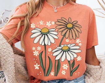 Camiseta bohemia con margaritas Comfort Colors®, regalo para ella, mamá, camiseta botánica, camiseta con flores silvestres, camiseta con plantas, camiseta de jardinera, camiseta floral retro