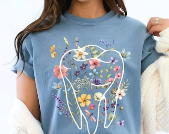 Camiseta con diseño de diente floral, camiseta RDA, camiseta de dentista, estudiante de odontología, regalo para higienista dental, camiseta de asistente dental, consultorio dental, camiseta de graduación