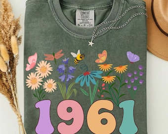 Comfort Colors® 65-årsdagströja, Vintage 1961-tröja, 65-årsdagspresenter för kvinnor, 65-årsvän, 65-årsdagströja med retro blommigt tryck