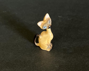 Hagen Renaker Si Am Siamese Cat from Disney Lady And The Tramp Figurine *Repaired*