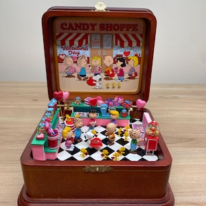 Danbury Mint Peanuts Halloween - Etsy