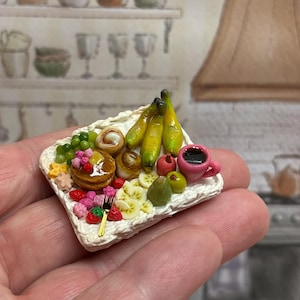 1:12 Scale Miniature Dollhouse Food, Mini Charcuterie Board, Mini Food Tray, Polymer Clay Food