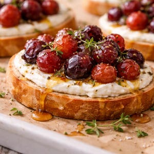 Ricetta per crostini con feta calda montata al miele e uva arrostita (PDF)