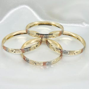 18k guldfyllda trefärgade skimrande armband för småbarn (set om 4) Hypoallergena * Slät finish - minnessak