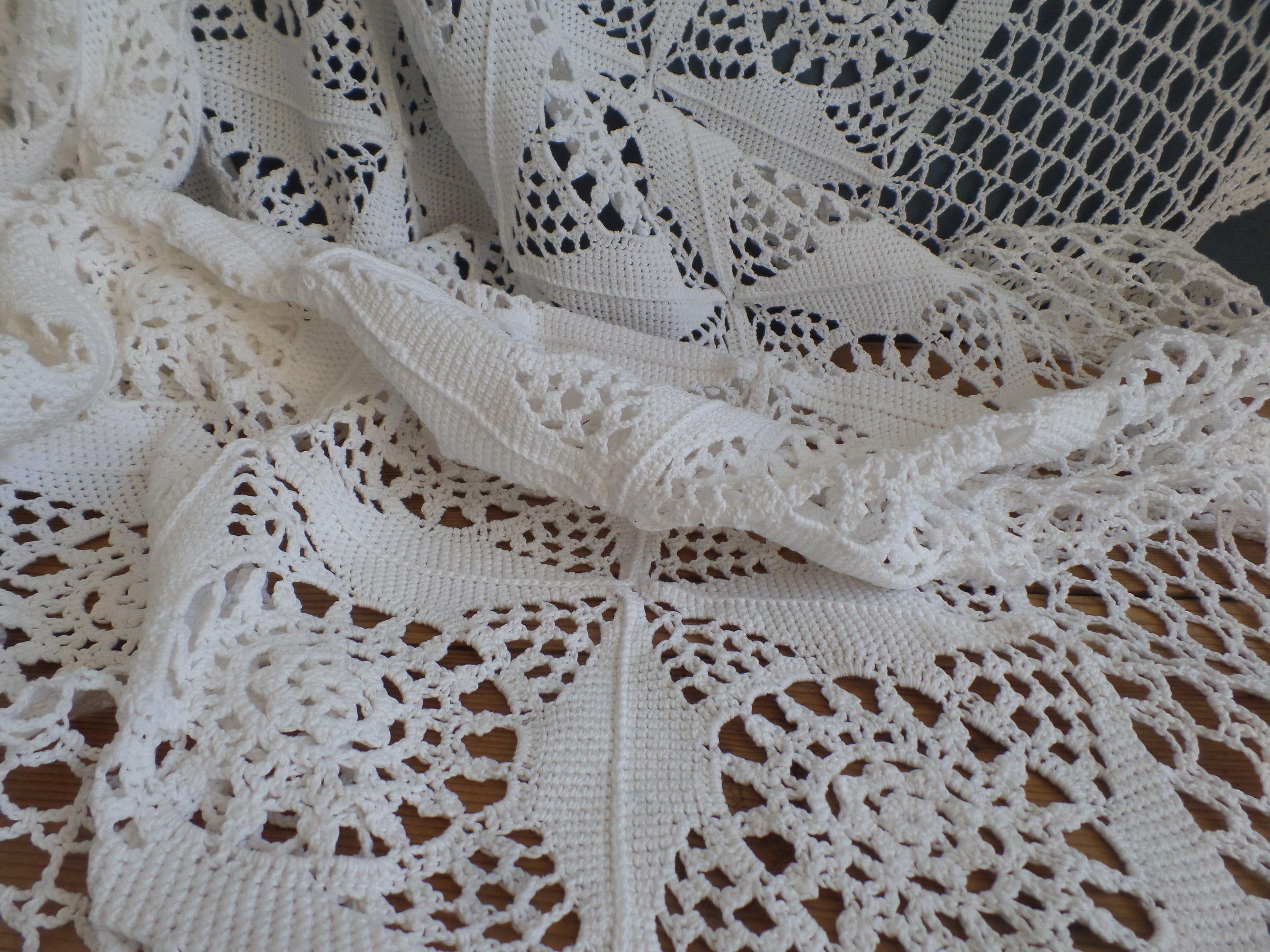 Vintage Large French Crochet Cotton Bed Cover  - White Handmade Crochet Coverlet 300 cm x 250 cm