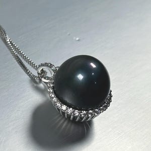 Tahitian green pearl pendant 17 mm - Handmade Unique premium Jewelry, Huge!!!