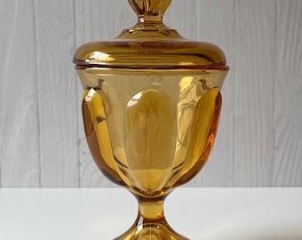 jaren 1960 Viking Epic 6 Petal #6812 overdekte snoepschaal 8 inch in "honing" gekleurd amberglas