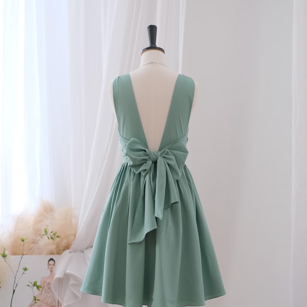 Sage green backless bridesmaid dresses, Vintage green wedding guest party dress, V neck pleated skirt, Bow back