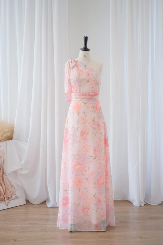 one shoulder peach bridesmaid dresses Prairie Dress, Wedding Guest Outfits, Garden Wedding Dress, Vintage Feminine Dress, Bow Shoulder Dress, Maxi Floral Dress Size:16