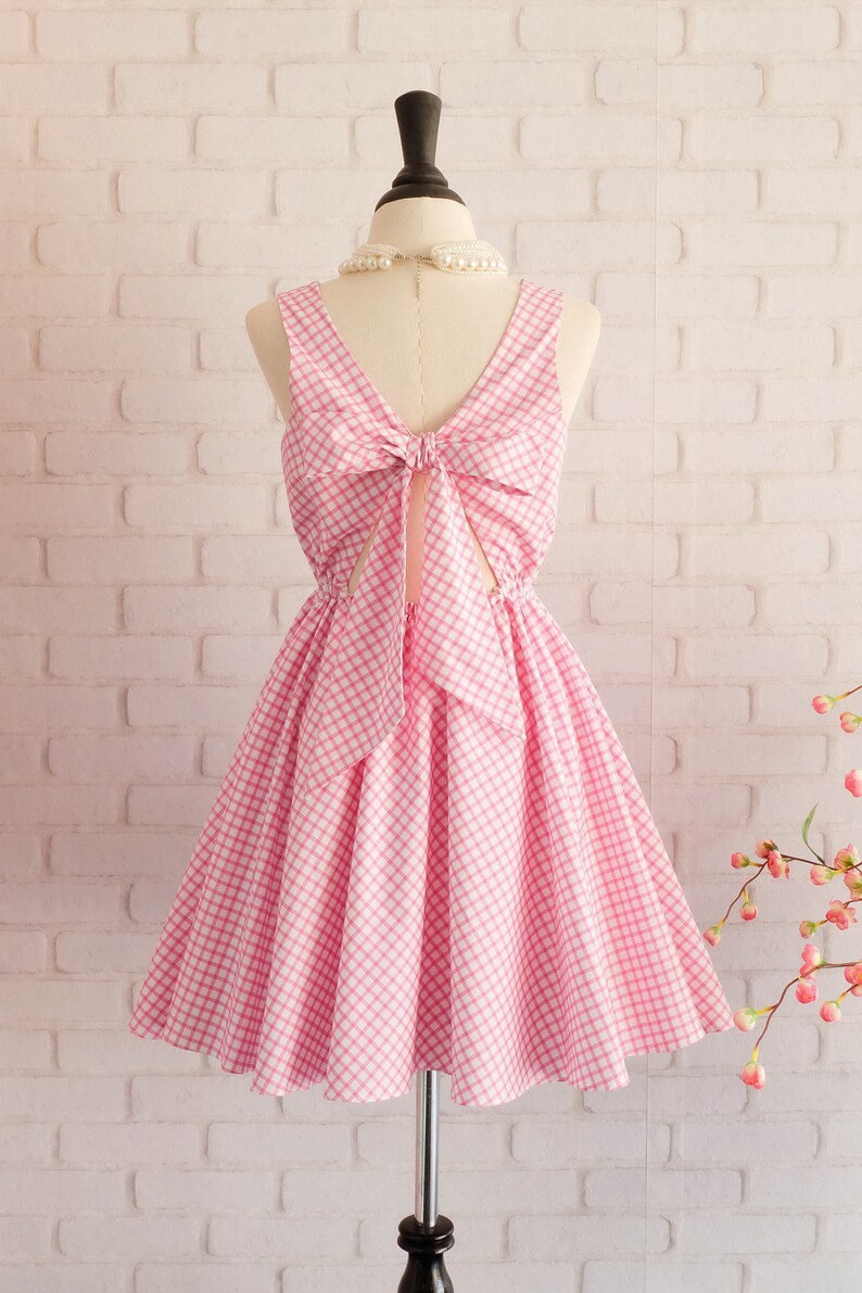 Vintage Bow in Back Prom Dress