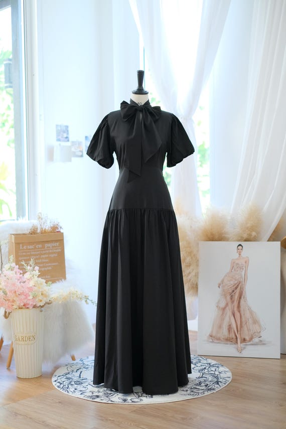a line dresses Long Sleeve Tie Back A-Line Dress, Red / XS Black Tie Wedding Black may_2025_mailer offering elegant movement and Size:32