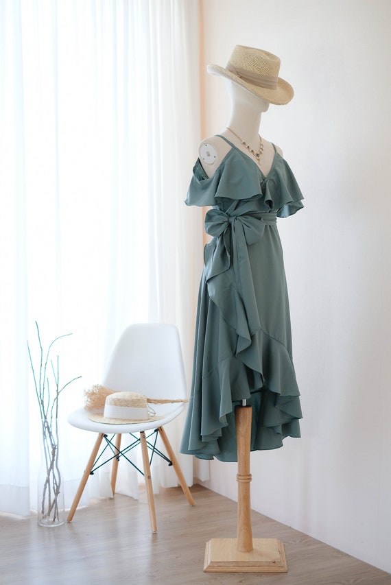 green emerald velvet dress Square Neck Drop Hem Midi Dress main image 0