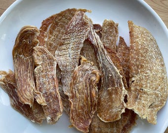 Dehydrated Chicken Breast Dog Treats: Natural, Organic, Grain-Free