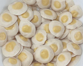 Dehydrated Mini Sunny Side Up Eggs: Healthy Dog, Cat, Hamster Treats