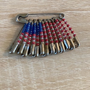 Vintage Patriotic Beaded Safety Pin Brooch – Red White Blue Flag Pin, Americana Jewelry, Retro Handmade Bead Brooch, 4th of July Accessory