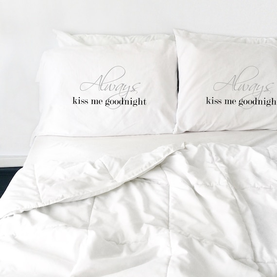 Regalo de la boda las parejas fundas siempre Kiss Me Goodnight