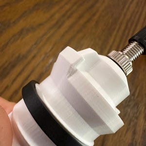 Same ultra-fine print quality with new universal lugs and waste-free printing.