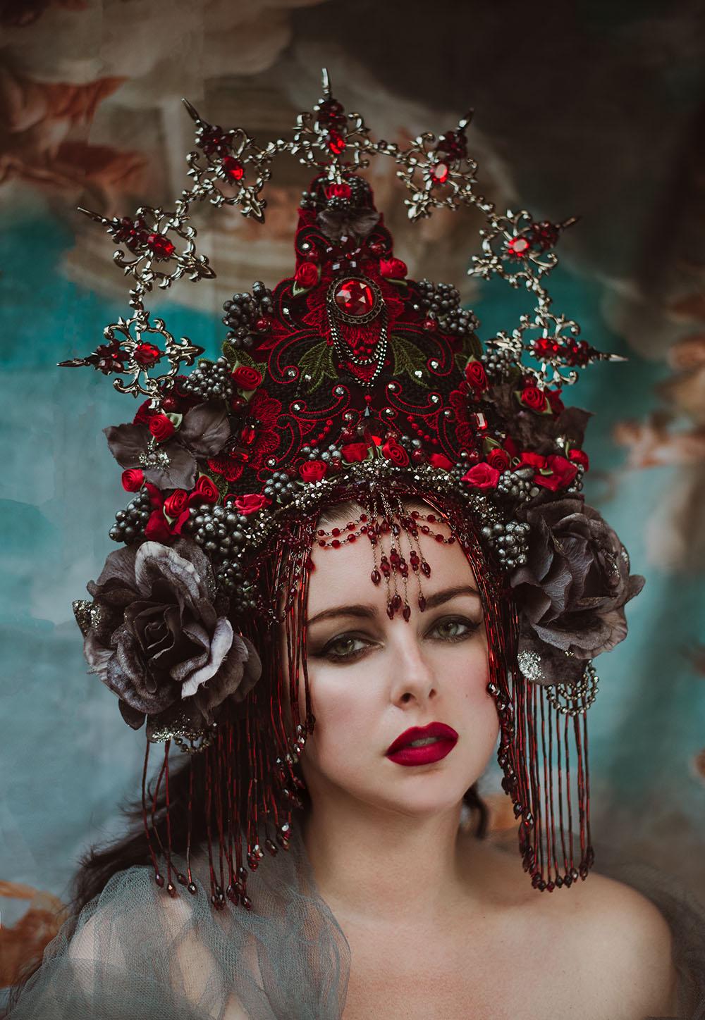 Cecilia／STUDS HEADDRESS／BLACK SALE Black, Red and Silver Grey \u0027cecilia\u0027 Rose Halo Couture Gothic