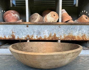 Vintage wood bowl about 15 inch/ primitive bowl / farmhouse bowl / vintage kitchen bowl / Farmhouse kitchen decor