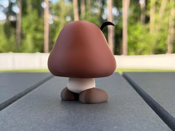 スーパーマリオ クリボー - デスクアート、ゲーマー向けデコレーション