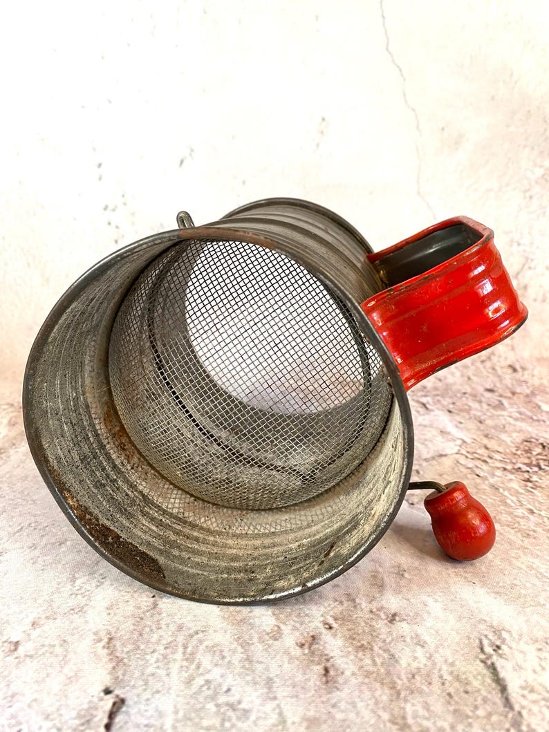 Sifter Colored Vintage 1940s Tin Flour Sifter: Red Handle, Farmhouse Kitchen Decor - Etsy