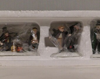 Dept 56 Oliver Twist SEt of 3 Hand Painted Porcelain accessories 5554-9