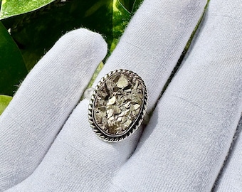 Anillo de pirita en bruto atemporal, anillo ovalado en bruto, piedra preciosa vintage, anillo de plata de ley 925, anillo hecho a mano, piedra preciosa de pirita natural.